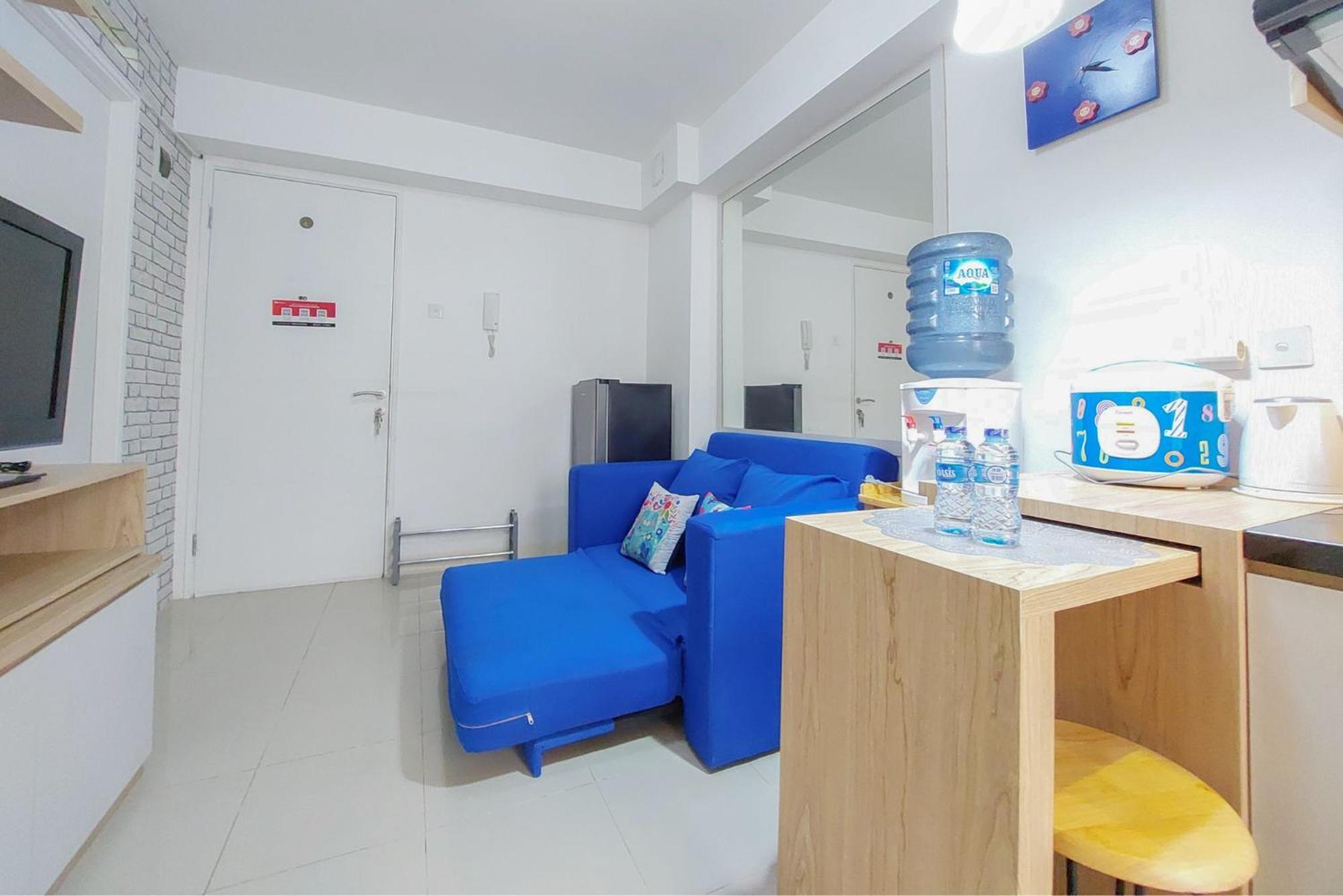 Comfort And 2br At Bassura By Travelio Apartment